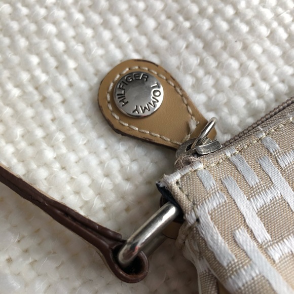 Tommy Hilfiger Small purse - Picture 6 of 6